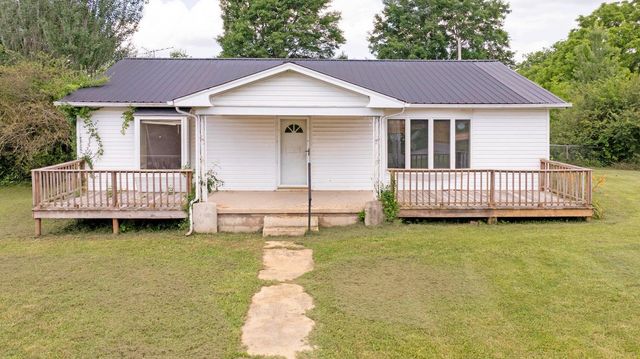 14329 Lower East Valley Road, Pikeville, TN 37367