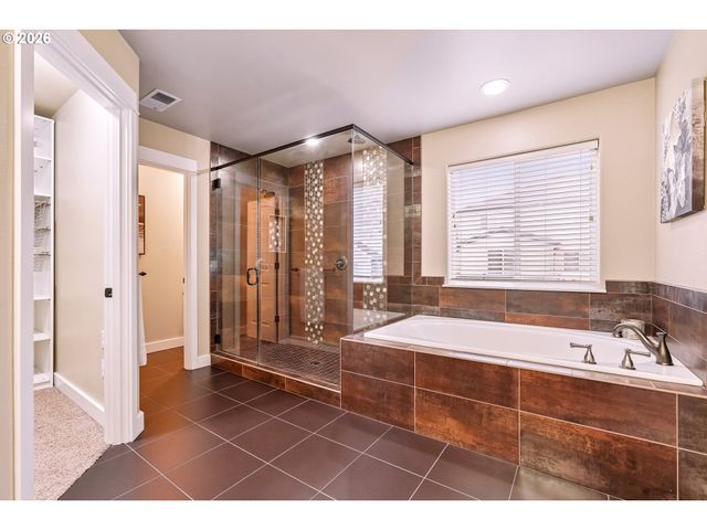 12931 Nw KYLA Ln, Portland, OR 97229