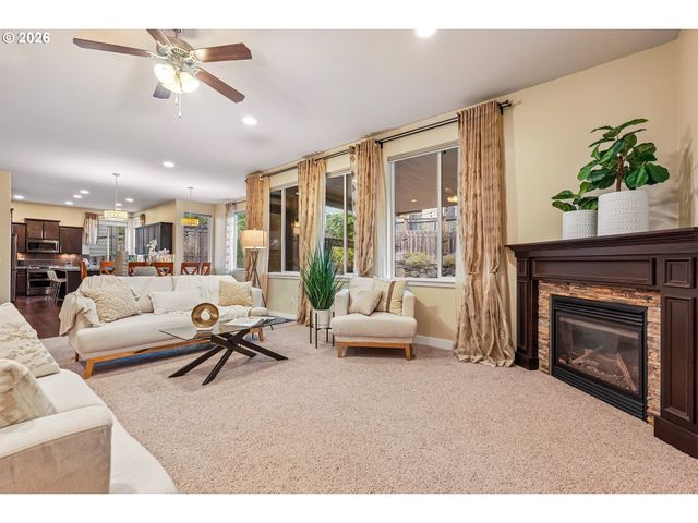 12931 Nw KYLA Ln, Portland, OR 97229