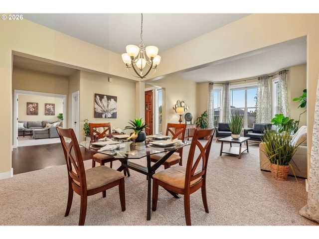 12931 Nw KYLA Ln, Portland, OR 97229