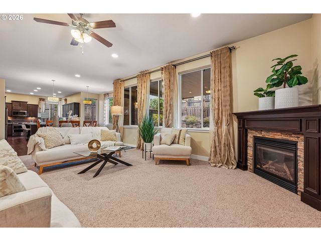 12931 Nw KYLA Ln, Portland, OR 97229