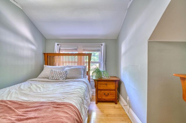 426 N 70th STREET, Wauwatosa, WI 53213