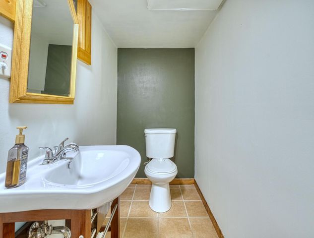 426 N 70th STREET, Wauwatosa, WI 53213