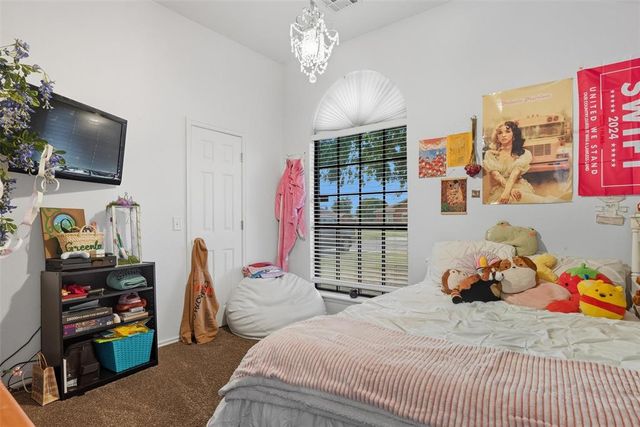 2520 Port Rush Drive, Moore, OK 73160