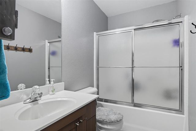 2520 Port Rush Drive, Moore, OK 73160