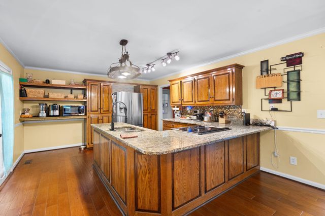 544 Holt Street, Athens, TN 37303