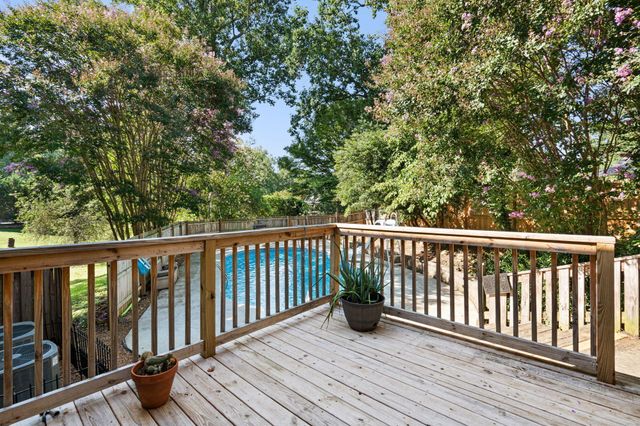 544 Holt Street, Athens, TN 37303