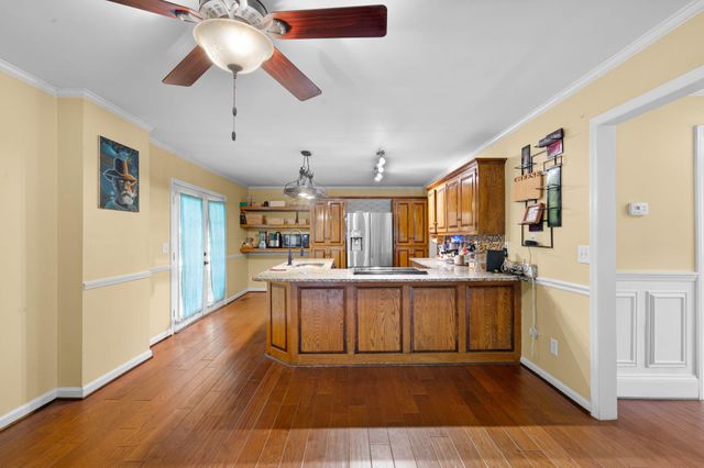 544 Holt Street, Athens, TN 37303