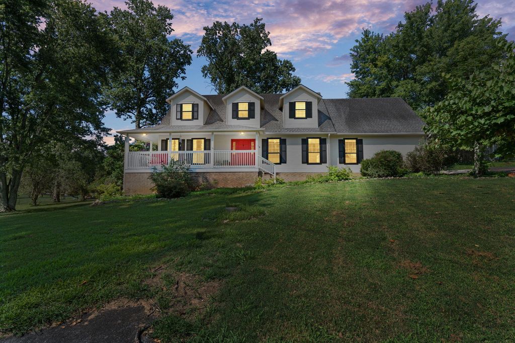 544 Holt Street, Athens, TN 37303