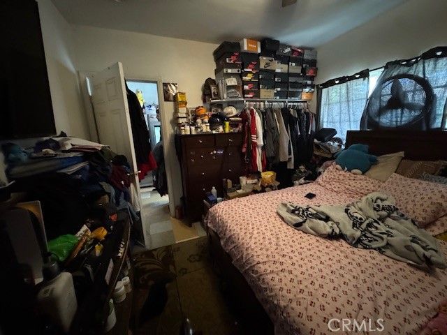 12112 Hoyt Street, Sylmar, CA 91342