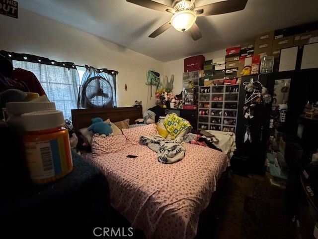 12112 Hoyt Street, Sylmar, CA 91342