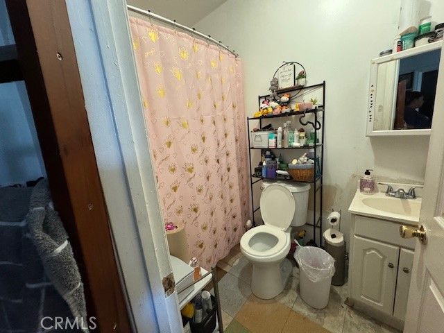 12112 Hoyt Street, Sylmar, CA 91342