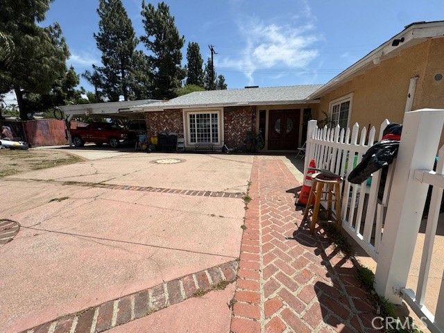 12112 Hoyt Street, Sylmar, CA 91342