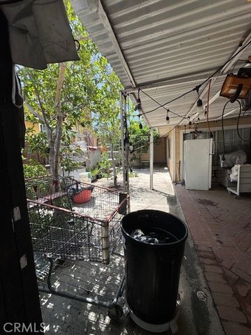 12112 Hoyt Street, Sylmar, CA 91342