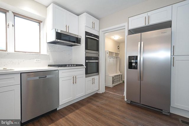 1457 MANOA RD, Wynnewood, PA 19096