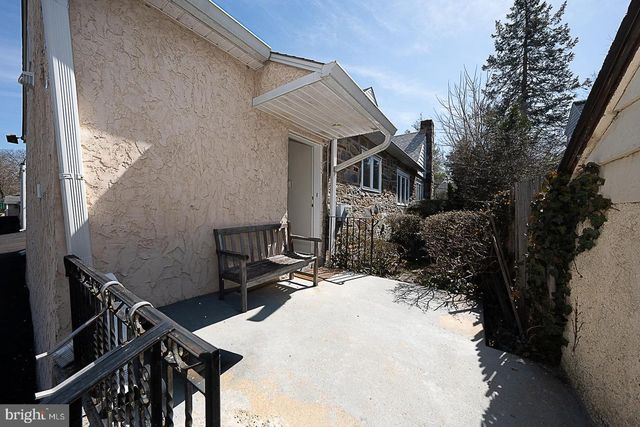 1457 MANOA RD, Wynnewood, PA 19096