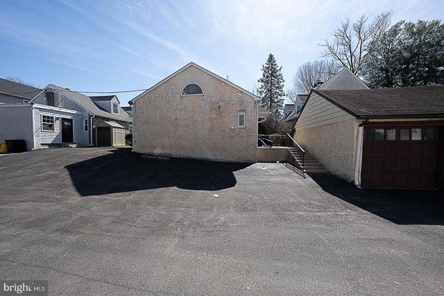 1457 MANOA RD, Wynnewood, PA 19096