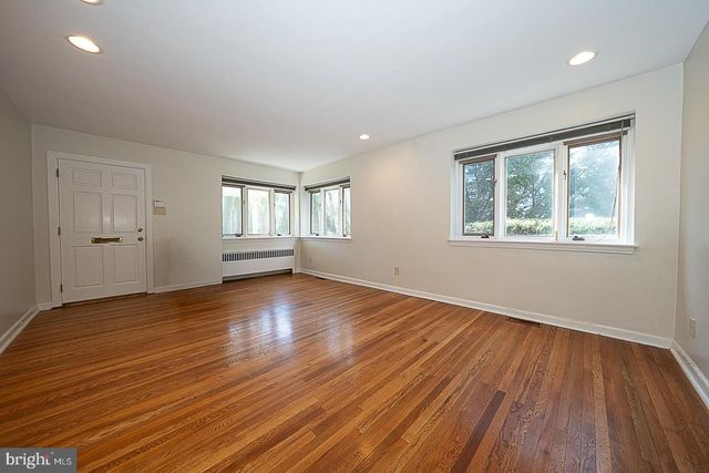 1457 MANOA RD, Wynnewood, PA 19096