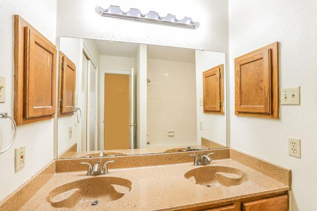 1525 Miller Avenue, Katy, TX 77493