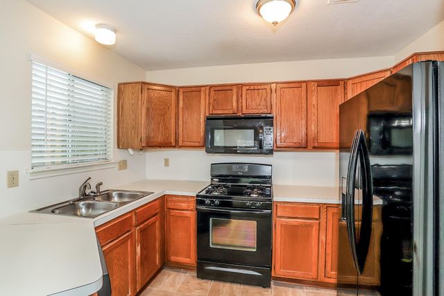1525 Miller Avenue, Katy, TX 77493