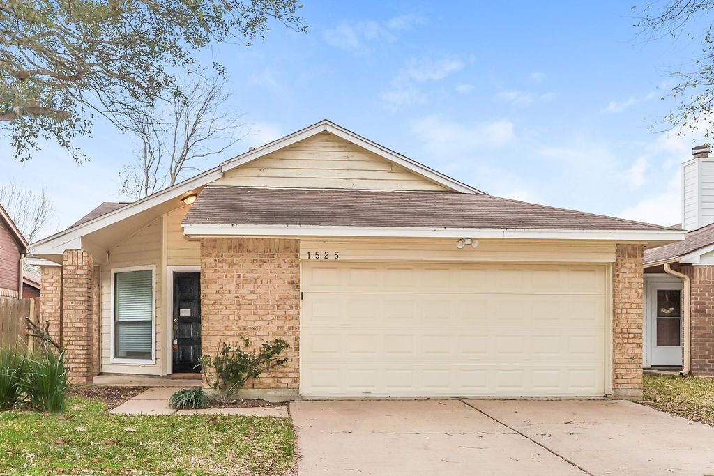 1525 Miller Avenue, Katy, TX 77493