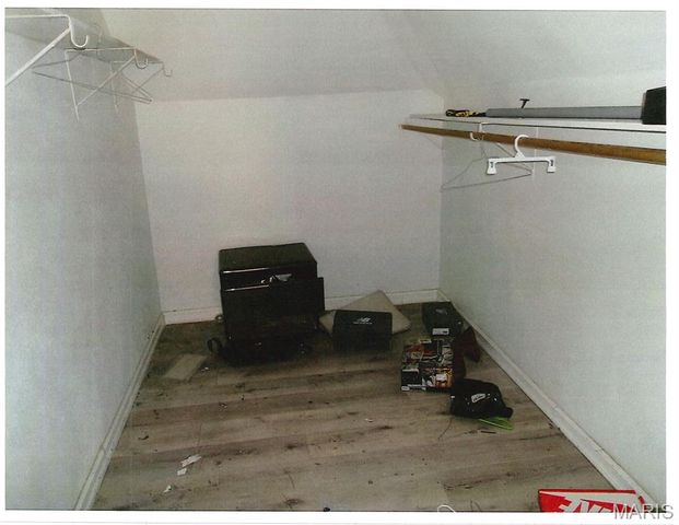 815 S CHARLES Street, Belleville, IL 62220