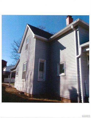 815 S CHARLES Street, Belleville, IL 62220