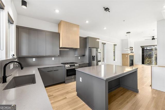 2347 Hosea L Williams Drive SE 16, Atlanta, GA 30317