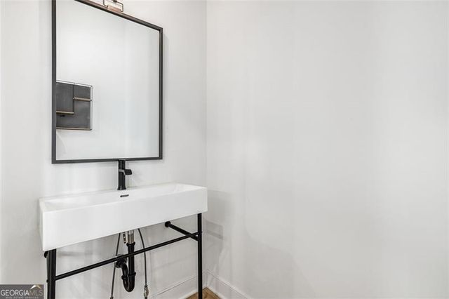 2347 Hosea L Williams Drive SE 16, Atlanta, GA 30317