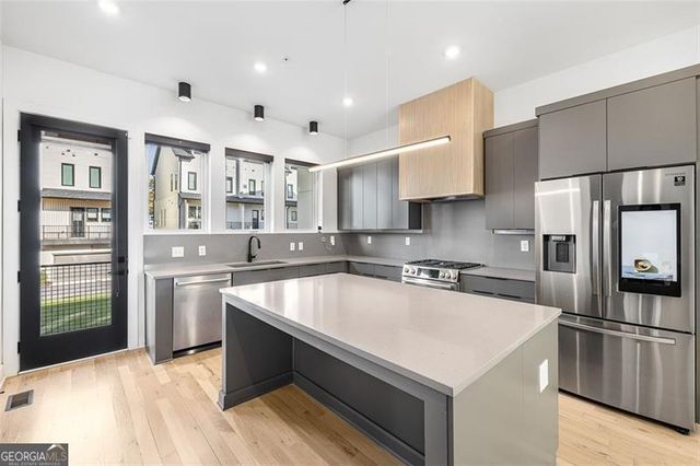 2347 Hosea L Williams Drive SE 16, Atlanta, GA 30317