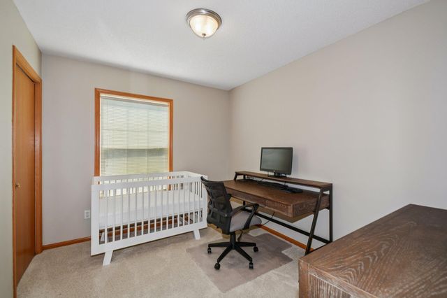 16218 Parkview Drive SE, Prior Lake, MN 55372