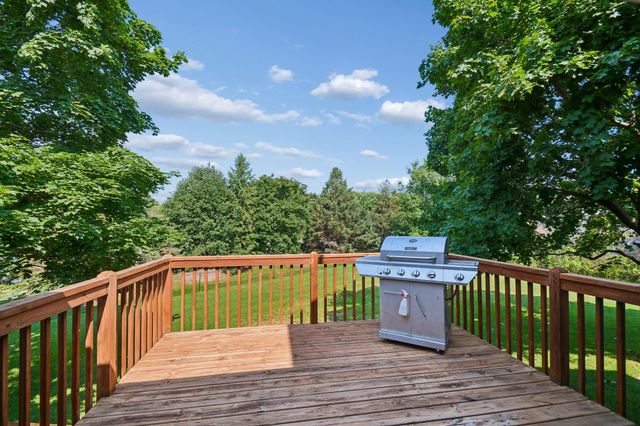 16218 Parkview Drive SE, Prior Lake, MN 55372