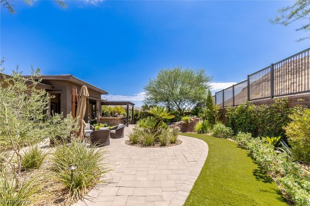 10167 Copper Edge Road, Las Vegas, NV 89148
