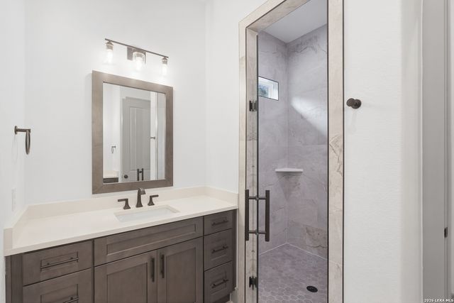 1316 Spruce Ln, Fischer, TX 78623