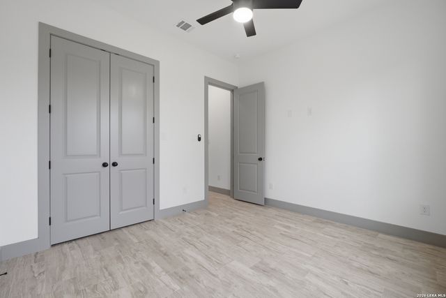 1316 Spruce Ln, Fischer, TX 78623