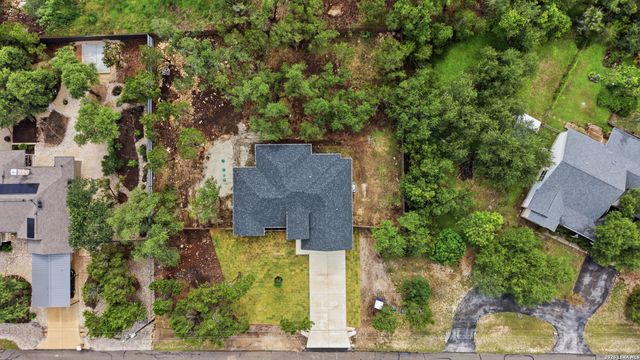 1316 Spruce Ln, Fischer, TX 78623