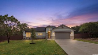 1316 Spruce Ln, Fischer, TX 78623