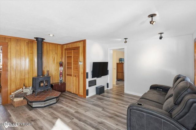 3208 Oregon Drive, Anchorage, AK 99517