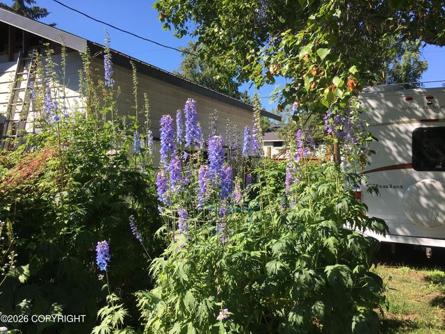 3208 Oregon Drive, Anchorage, AK 99517