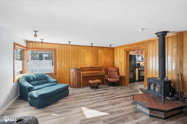 3208 Oregon Drive, Anchorage, AK 99517