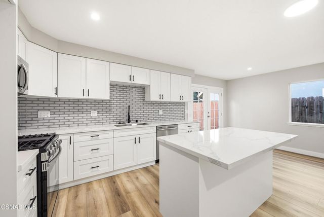 3497 Delilah Street, Simi Valley, CA 93063