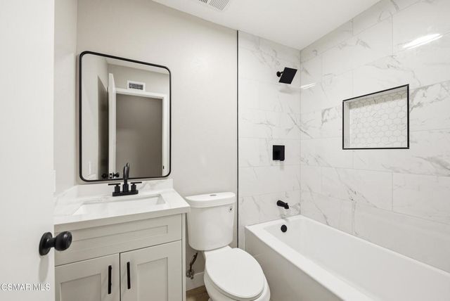 3497 Delilah Street, Simi Valley, CA 93063