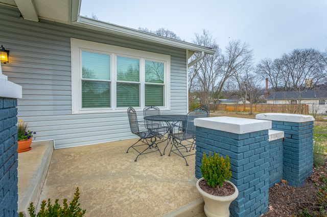 2105 E 12th Street, Chattanooga, TN 37404