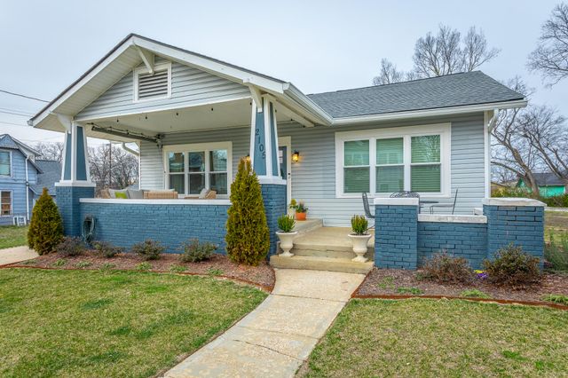 2105 E 12th Street, Chattanooga, TN 37404