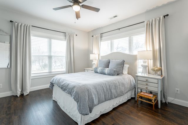 2105 E 12th Street, Chattanooga, TN 37404