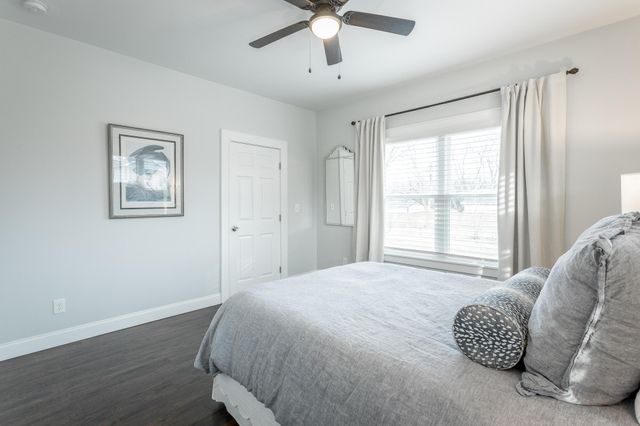 2105 E 12th Street, Chattanooga, TN 37404