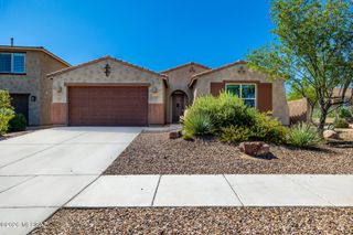 11825 N Silverscape Drive, Oro Valley, AZ 85737