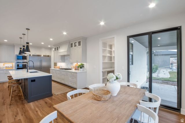 298 N AMBER LN, Layton, UT 84041