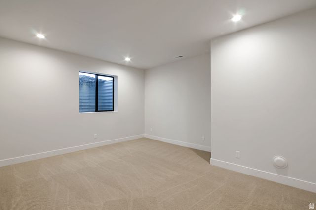 298 N AMBER LN, Layton, UT 84041