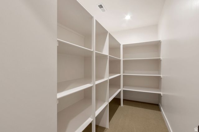 298 N AMBER LN, Layton, UT 84041